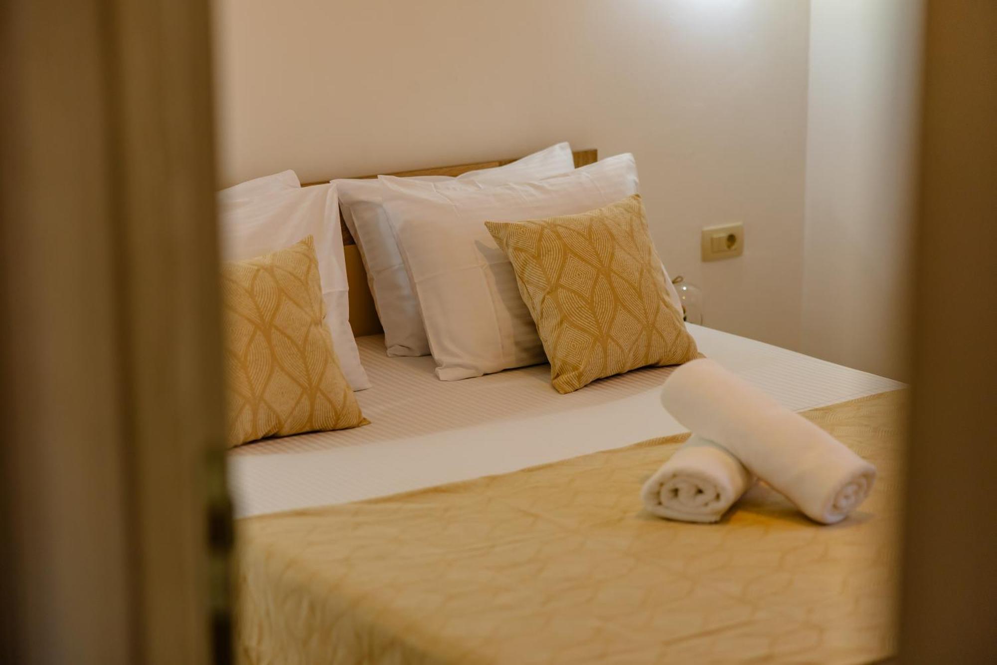 Arvala Apartments Budva Room photo
