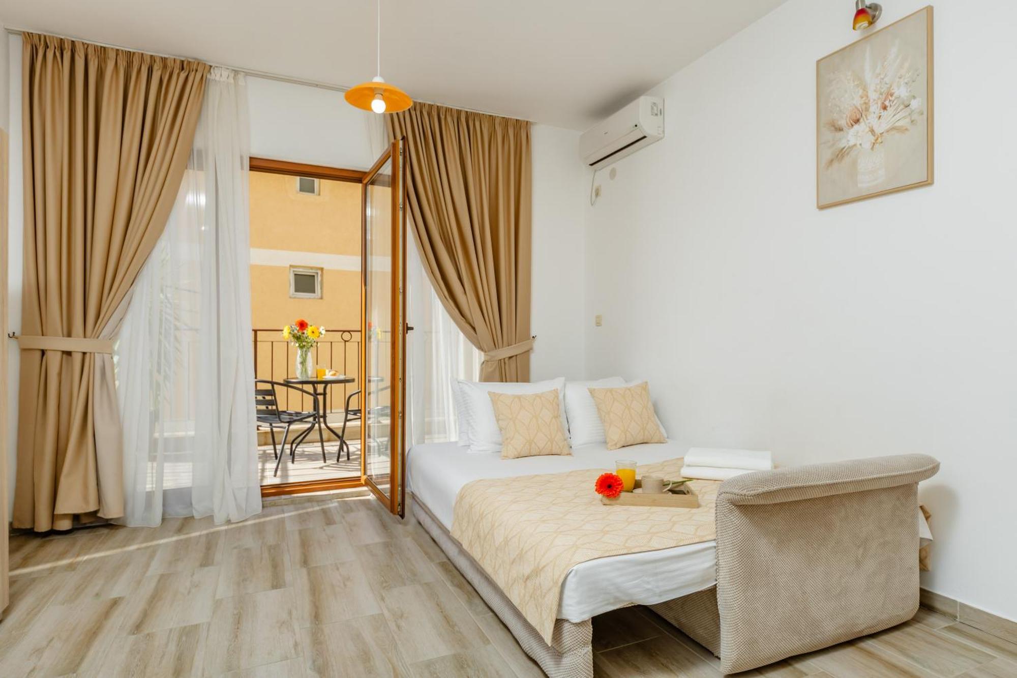 Arvala Apartments Budva Room photo