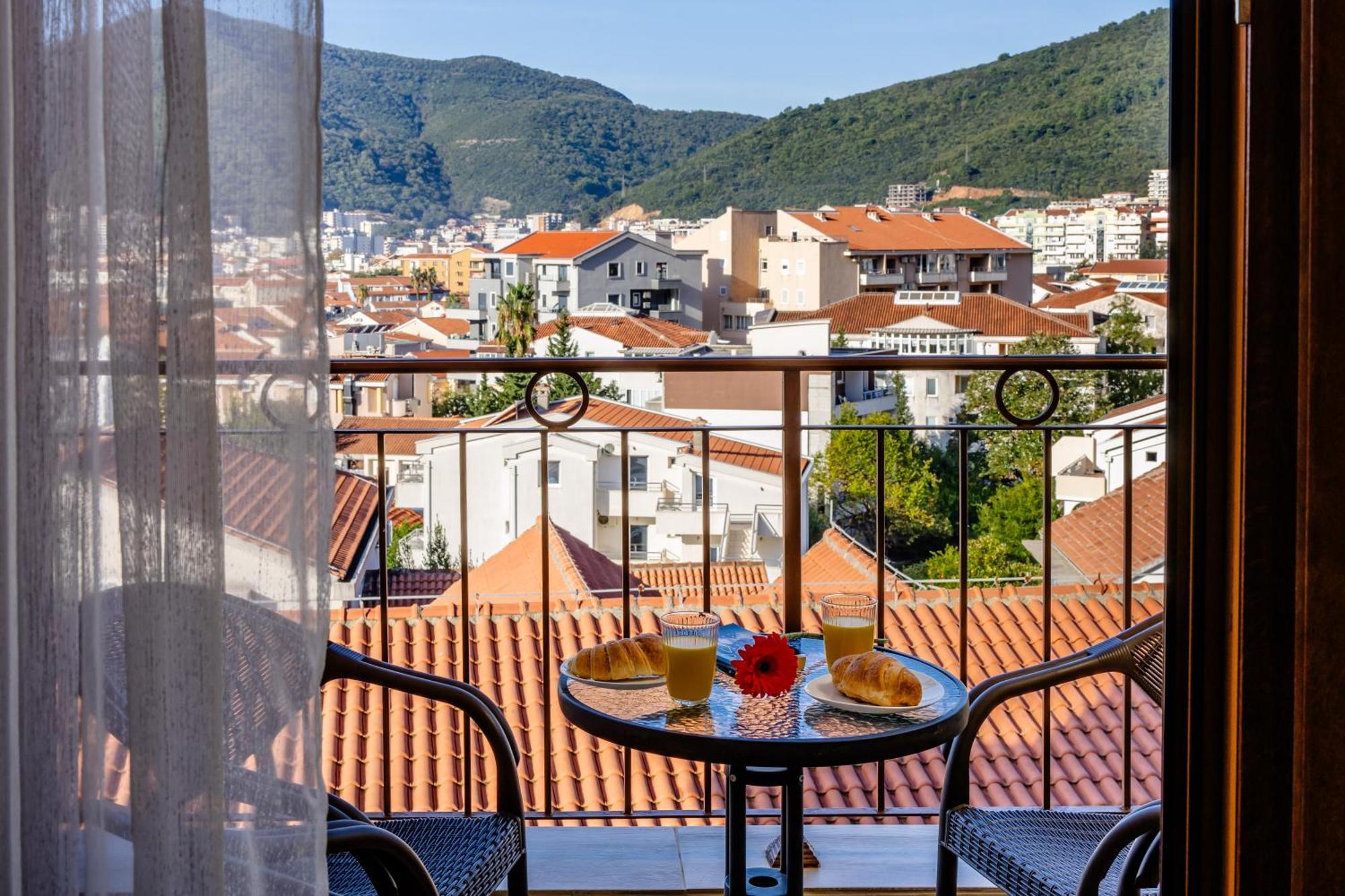 Arvala Apartments Budva Room photo
